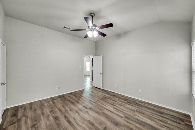 Building Photo - 9594 E Woodmark