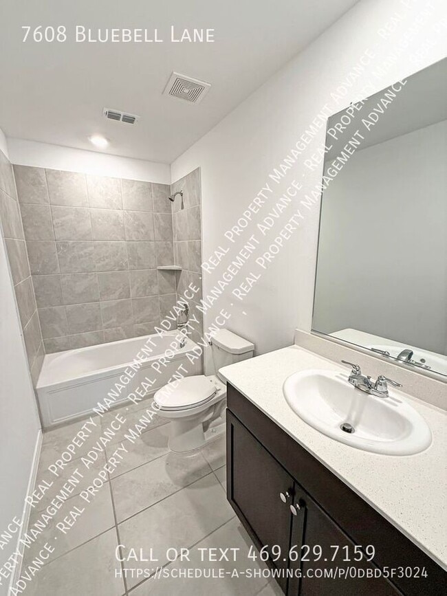 Building Photo - 7608 Bluebell Ln