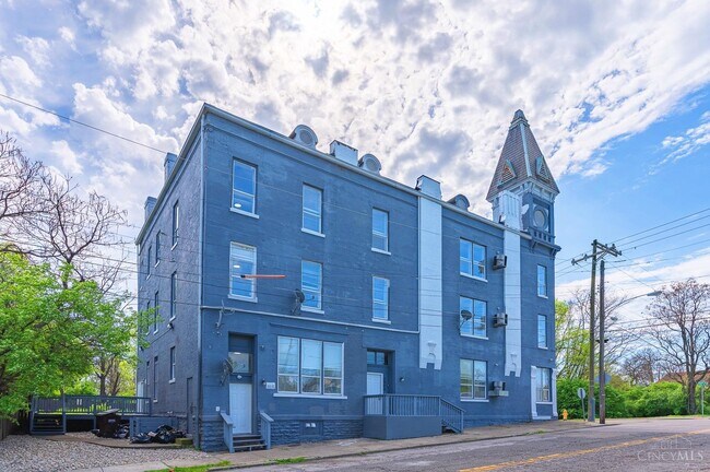 Building Photo - 2906 Alms Pl