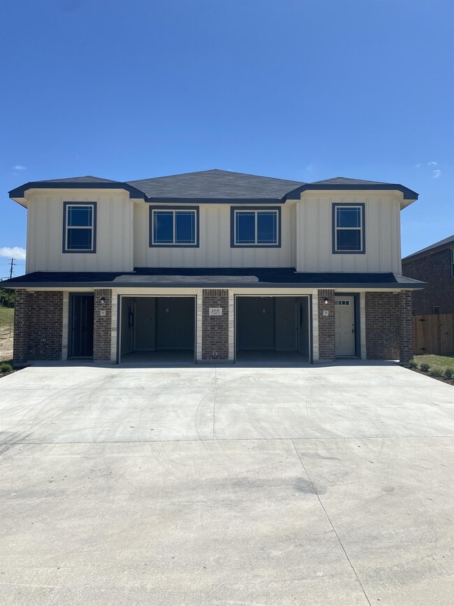 Building Photo - 2105 Martin Luther King Jr Blvd