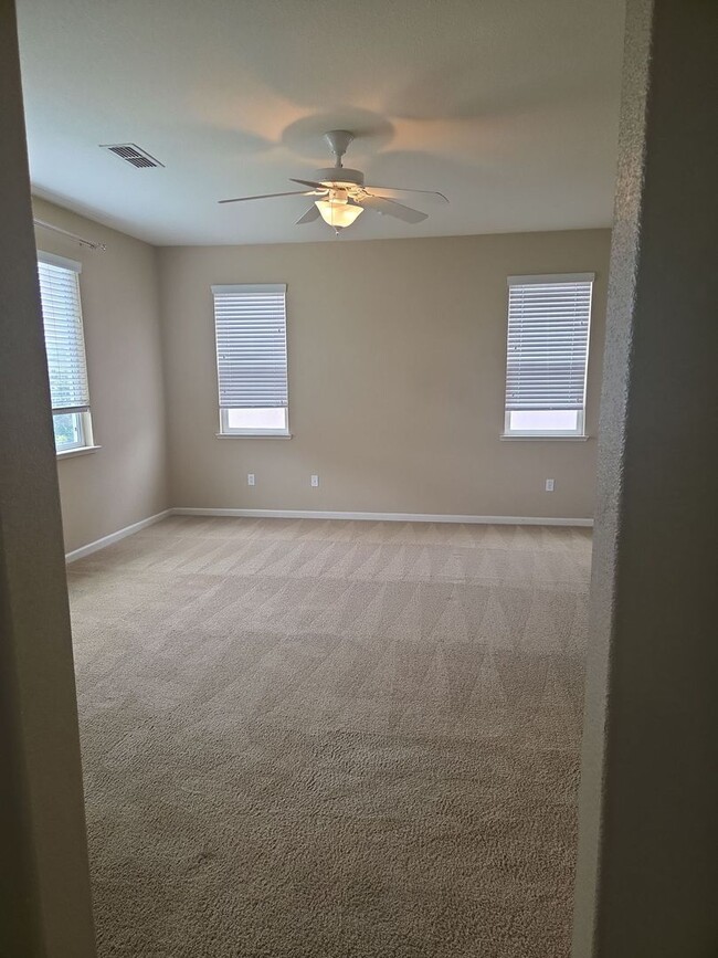 Building Photo - 5220 Antiquity Cir