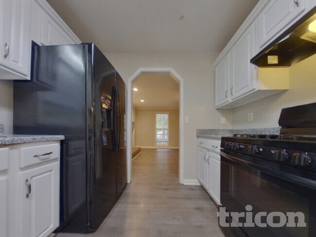 Building Photo - 21 Oliver Ct