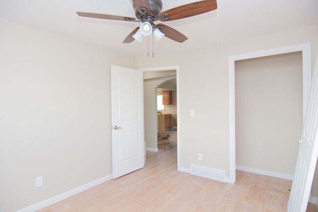 Building Photo - Fully Renovated Home + Shop + RV Parking in Tremonton!