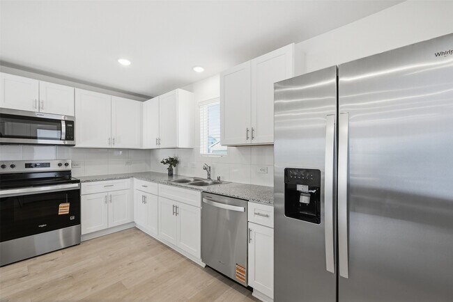 Building Photo - 30503 Bladnoch Ln