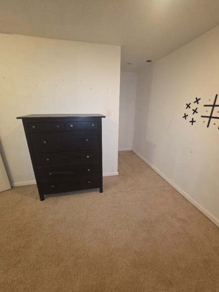 Building Photo - 17 Casino Ct