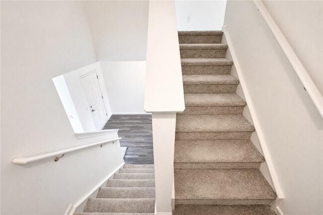 Building Photo - 44 Rowlett Pl