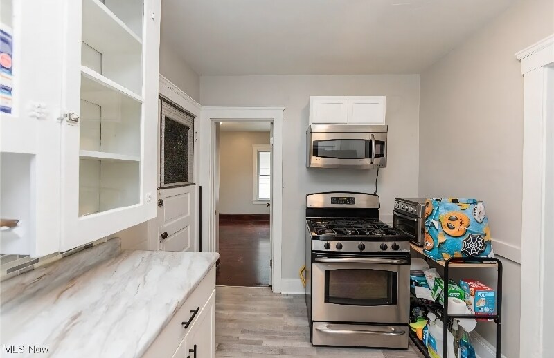 Building Photo - 10310 Adelaide Ave