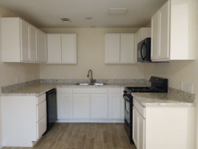 Building Photo - 719 Stansel Dr