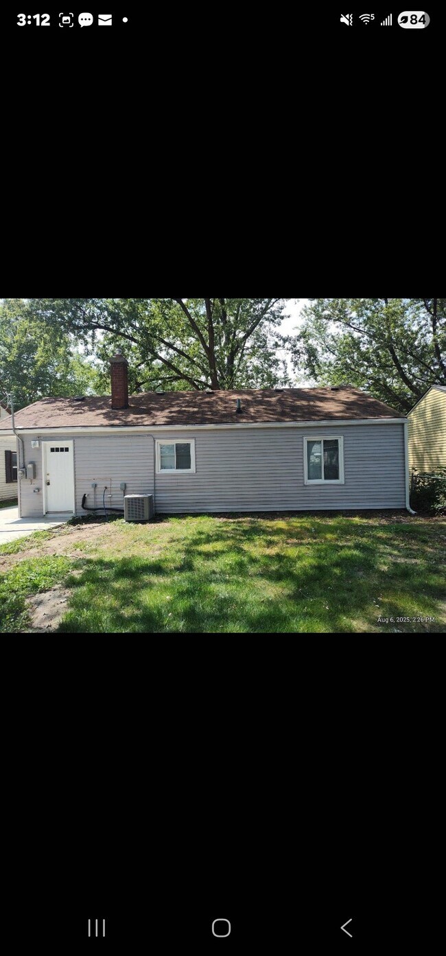 Building Photo - 26170 Nagel St