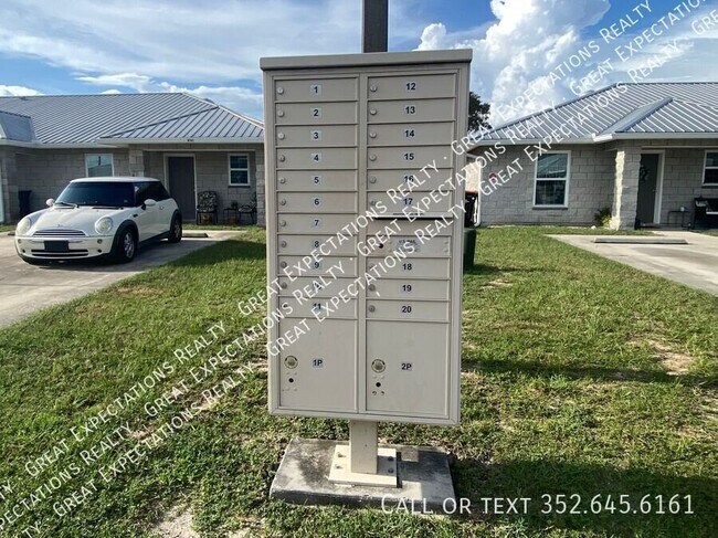 Building Photo - 10542 SE 67 Ct
