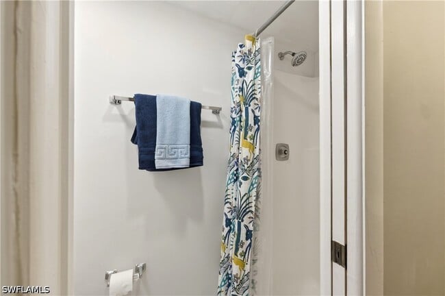 Building Photo - 16001 Amberwood Lake Ct