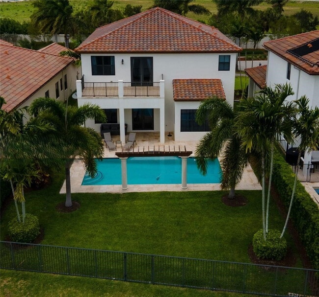 Building Photo - Northwest 82nd Drive, Pembroke Pines, FL 33024 - 4 BR 3 BA single-family home