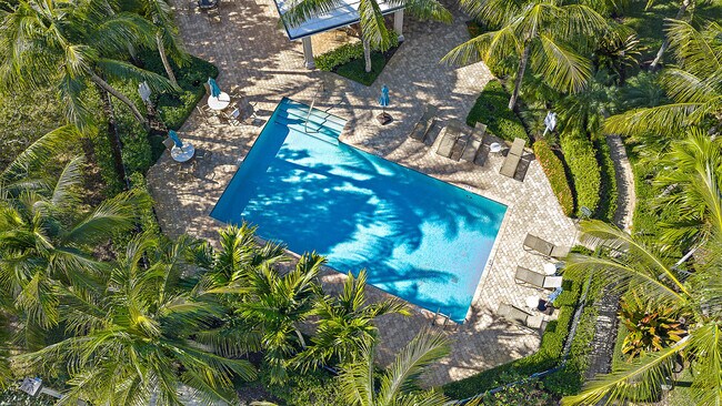 Building Photo - 14354 Cypress Island Cir