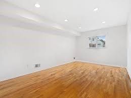 Building Photo - 1432 E 66th St
