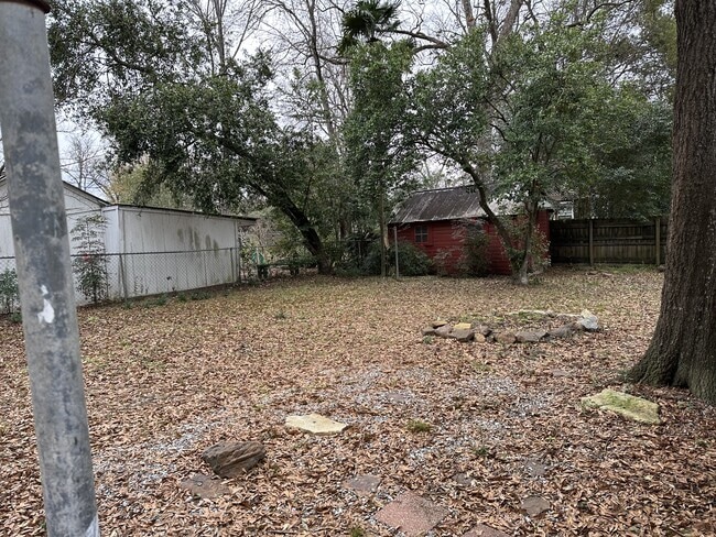 Building Photo - 329 Sanford Ave