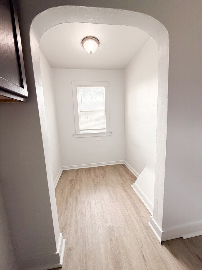 Building Photo - 15327 Cheyenne St