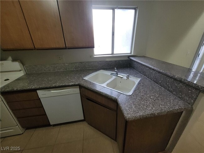 Building Photo - 108 Boysenberry Ln