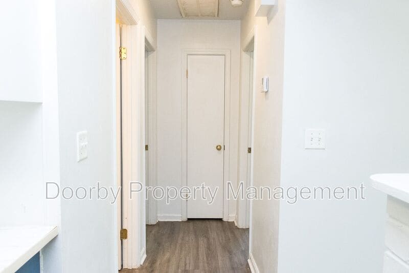Building Photo - 2182 Dugan St