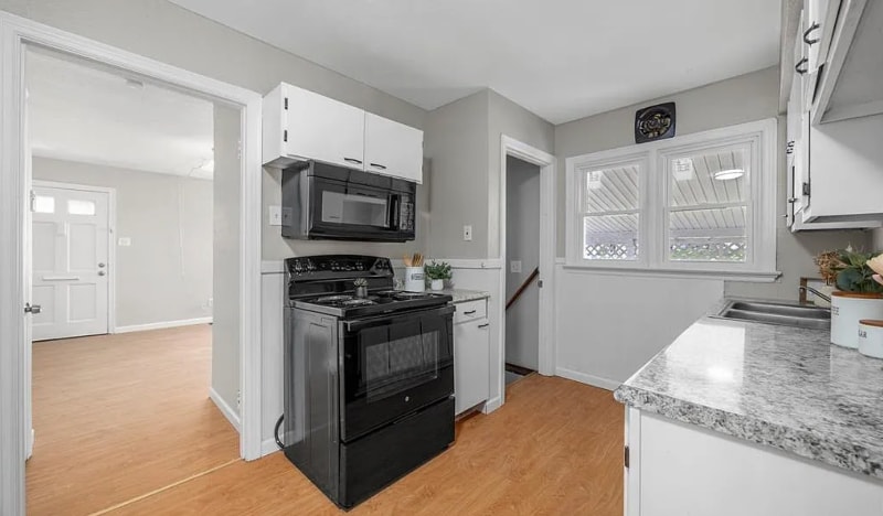 Building Photo - 3536-3540 St Sebastian Ln