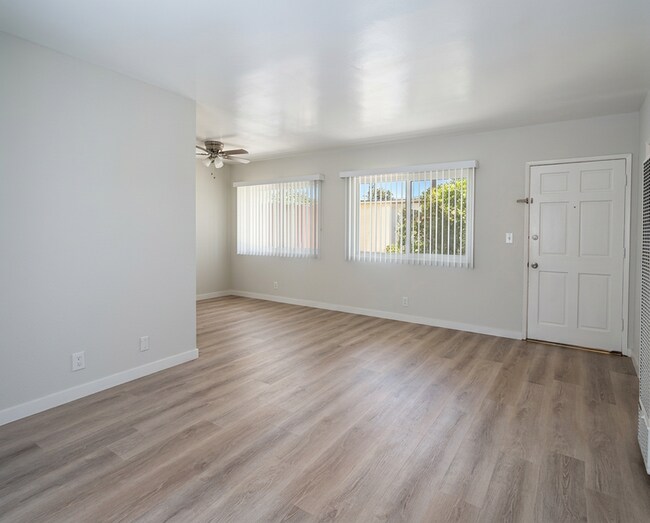 Building Photo - 474 Sherman Ave