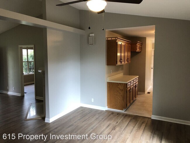 Building Photo - 3 br, 2 bath House - 314 Castlewood Dr