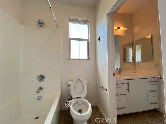 Building Photo - 102 Wild Rose