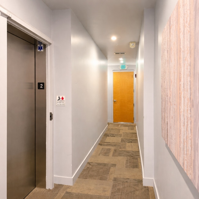 Building Photo - 1738 Lombard St