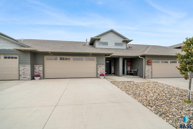 Building Photo - 7563 S Grand Arbor Pl