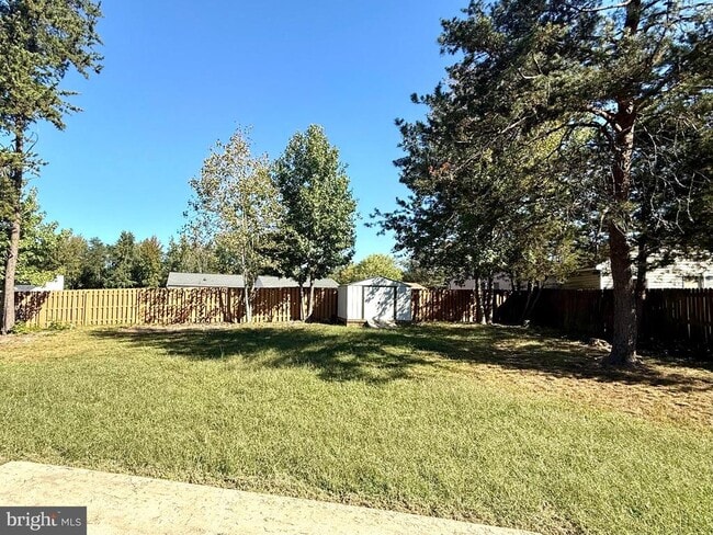 Building Photo - 11516 Woodland View Dr