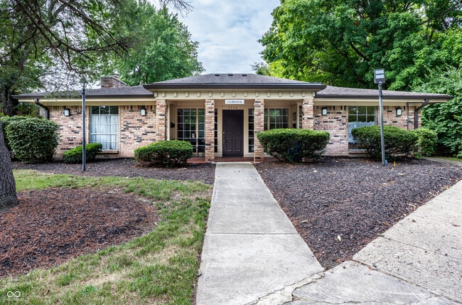 Building Photo - 5516 Greenview Dr