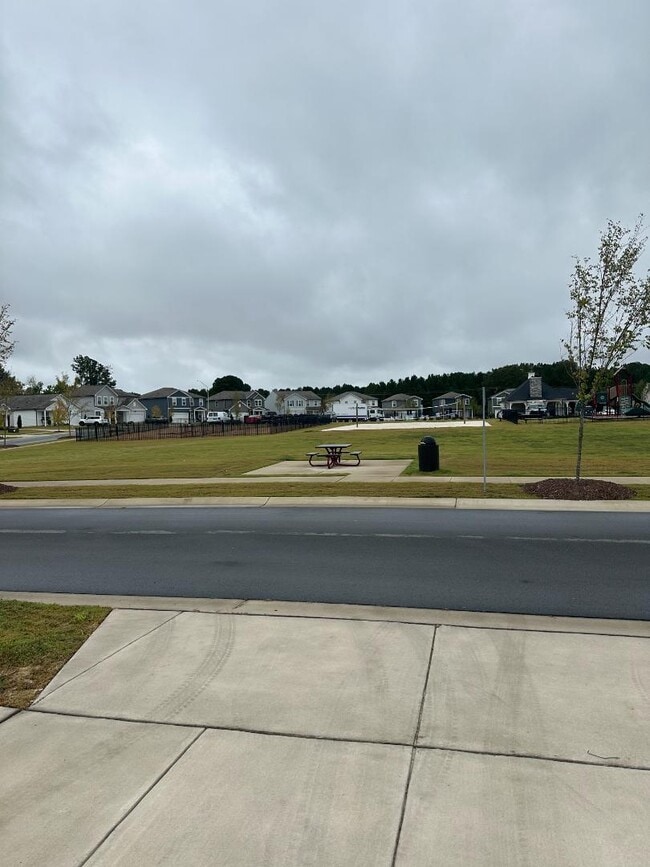 Building Photo - 1632 Laforce Cv