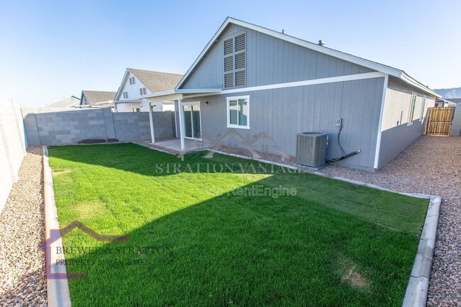 Building Photo - 2334 W Romley Rd