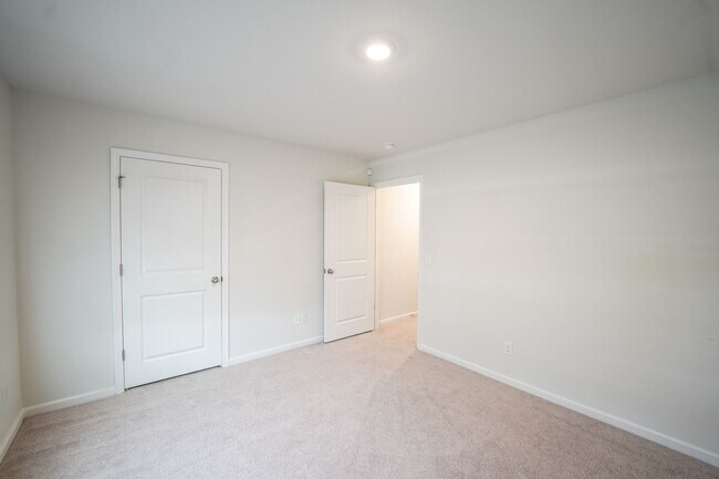 Building Photo - Coming Available!