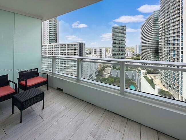 Building Photo - 1080 Brickell Ave