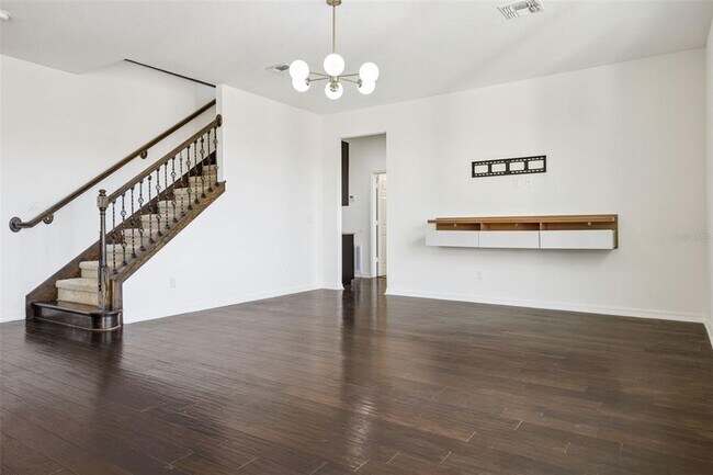 Building Photo - 3750 Mount Vernon Way