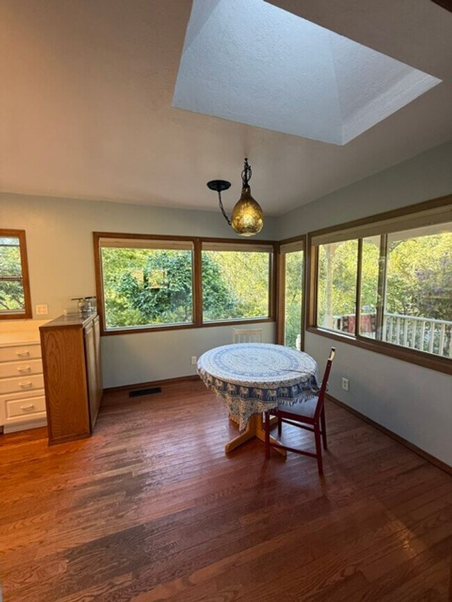 Building Photo - Showing Sunday, 8/2/2026 @ 4:30pm by Appt.  Welcome Home to Coleman Valley Rd Occidental