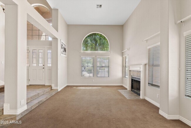Building Photo - 1300 N Sycamore Ct