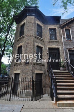 Building Photo - 1636 N North Park Avenue
