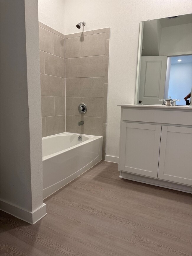 Building Photo - 28611 Bluebonnet Grotto Dr