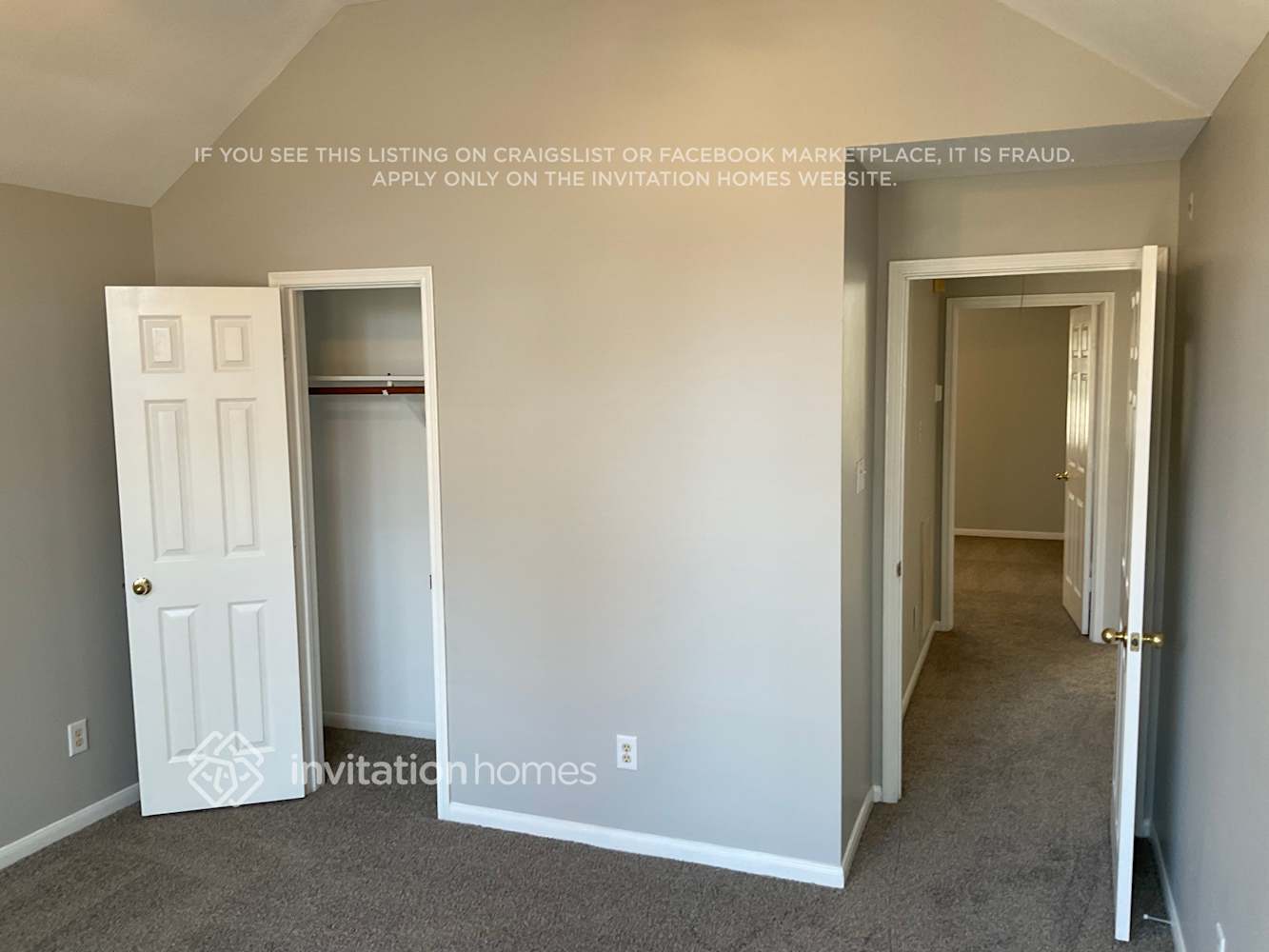 Building Photo - 3423 La Seine Ln