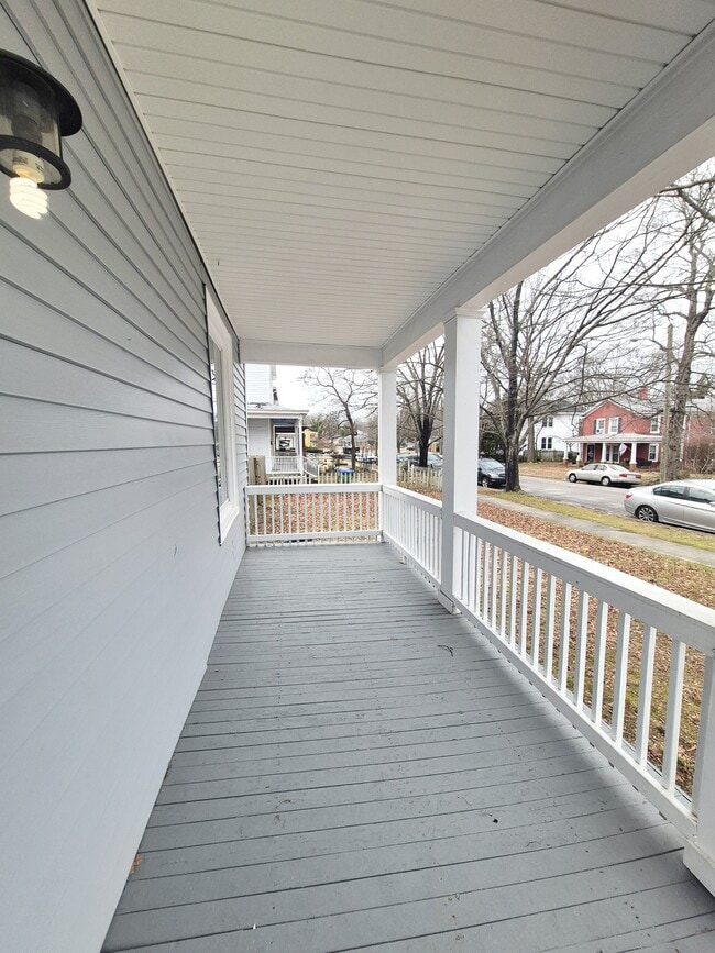 Building Photo - 3325 Florida Ave