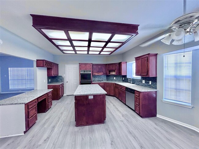 Building Photo - 8114 Brighton Pl Ct