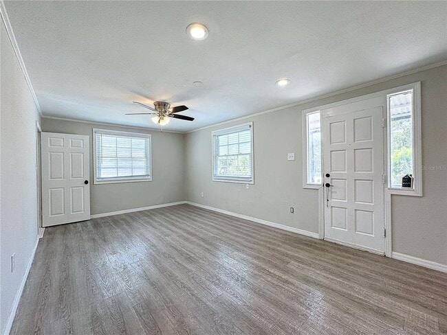 Building Photo - 3631 Park St N