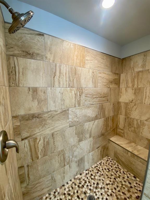 Building Photo - 300 Pendergrass St