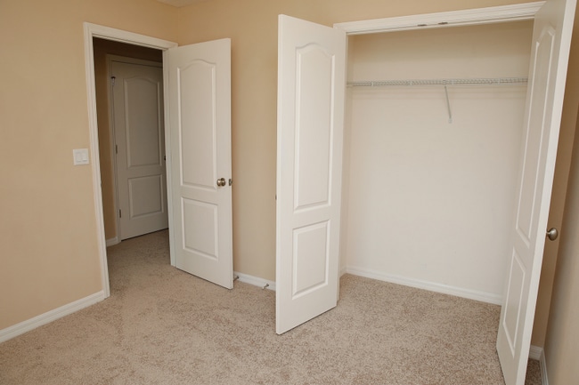 Building Photo - 142 Aston Grande Dr
