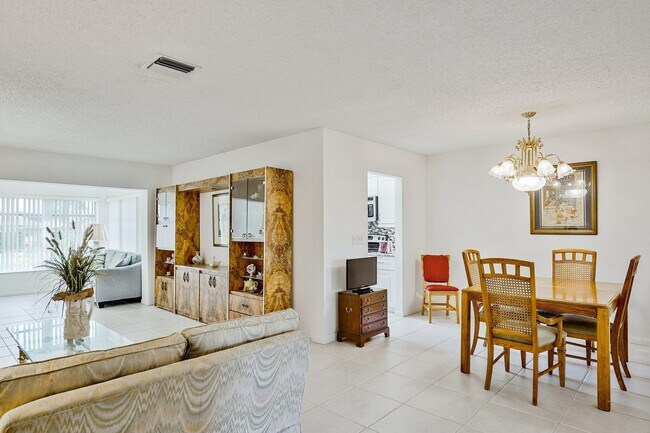 Building Photo - 13960 Nesting Way