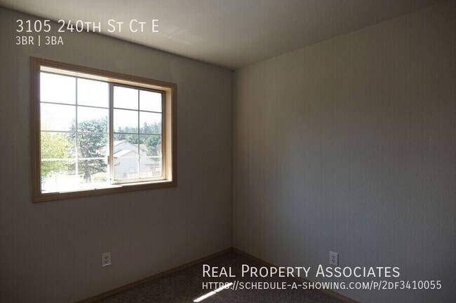 Building Photo - 3105 240th St Ct E