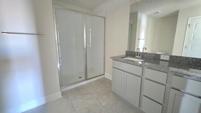 Building Photo - 7521 Bent Tree Lp