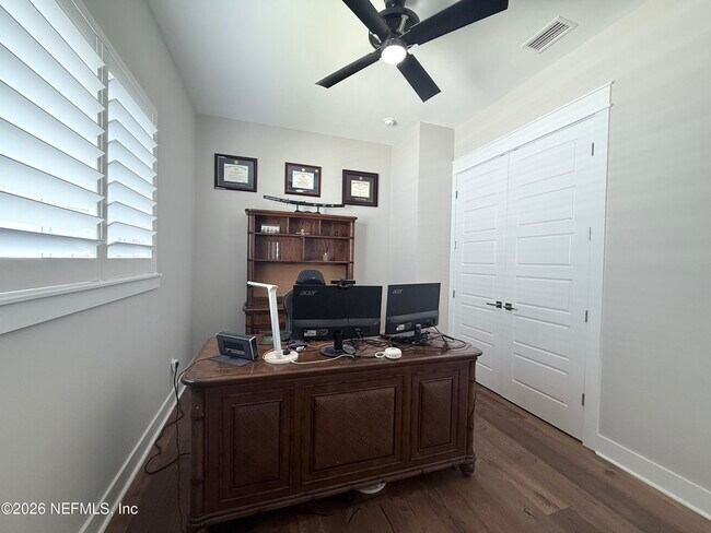 Building Photo - 161 Paradise Valley Dr