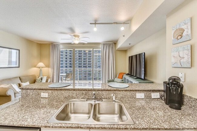 Building Photo - 104 Gulfside Ct